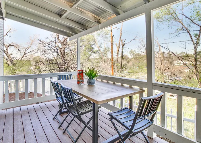 Walk To Dtwn Show Low: Townhome W/ Balcony