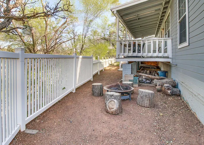 Holiday home Walk To Dtwn Show Low: Townhome W/ Balcony Show Low